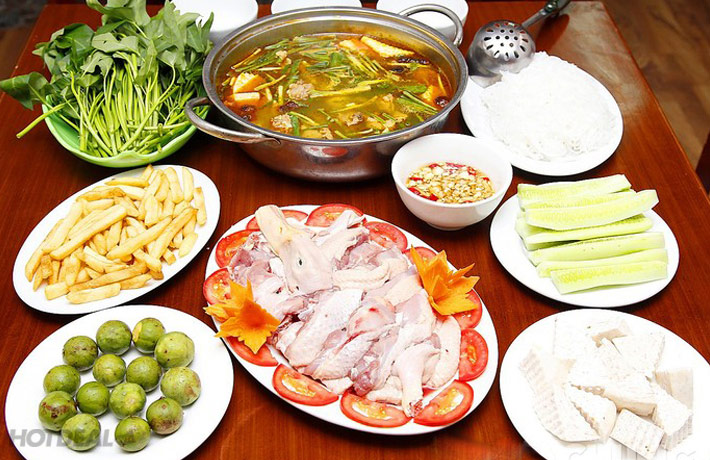 Lẩu Vịt Suối Om Sấu