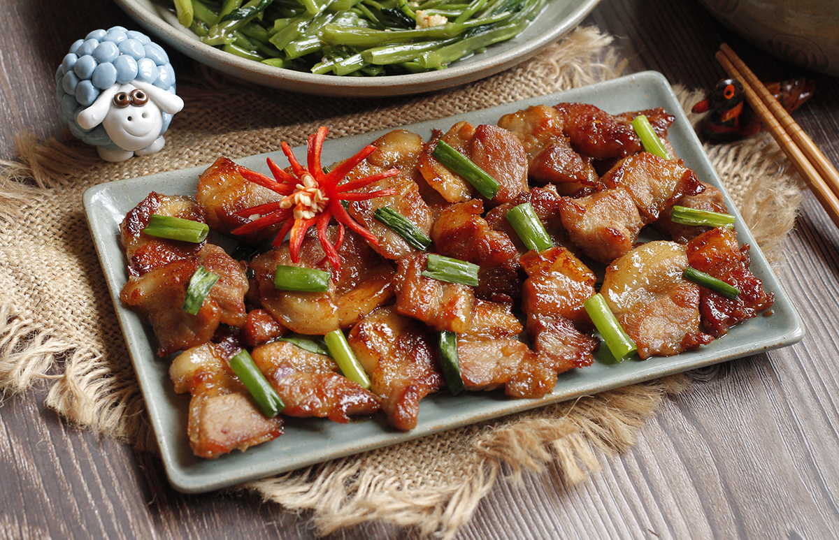 Món Ba Chỉ Rang Cháy Cạnh