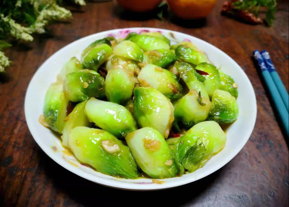 Món Mầm Đá Xào Tỏi